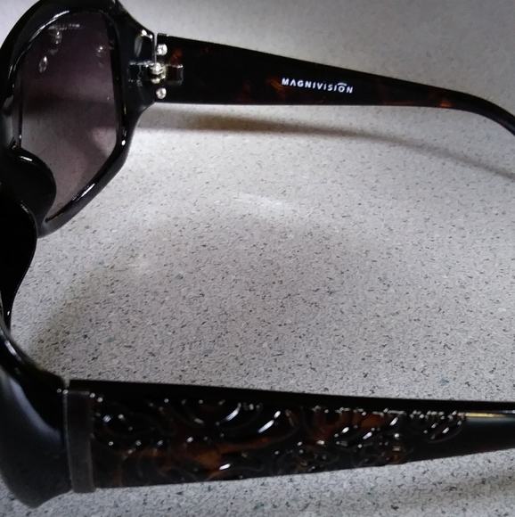 Magnivision Accessories Bifocal Sunglasses Poshmark